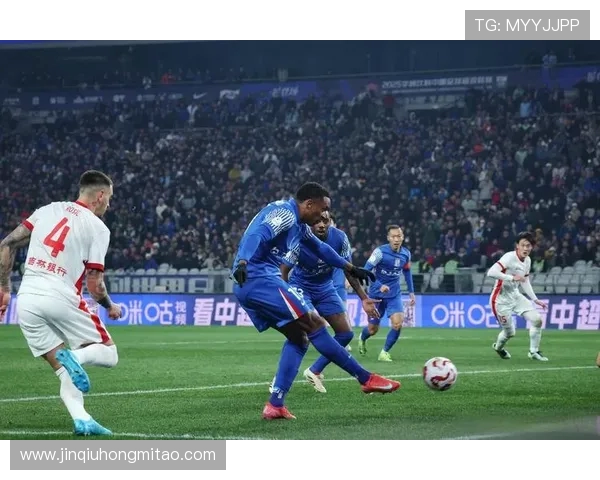 南京足球队状态分析：聚焦球队表现与未来发展方向