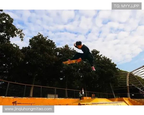 滑板文化的崛起:探索上海滑板队的边路战术与团队精神 滑板文化的崛起:探索上海滑板队的边路战术与团队精神