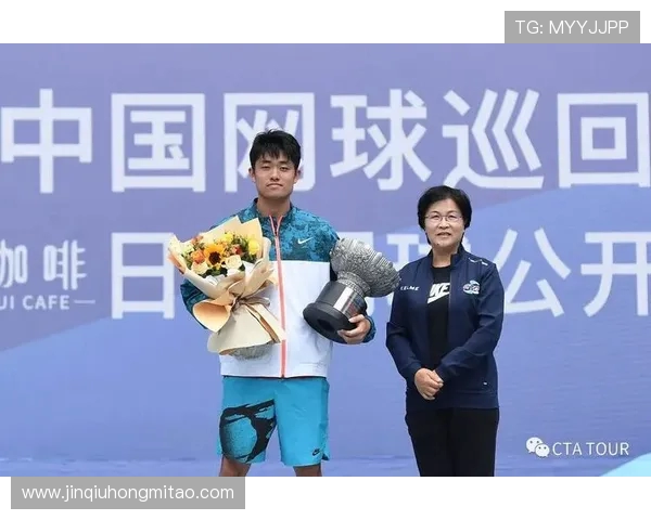 重庆网球队与北京网球队赛后复盘分析比赛节奏与战术对比