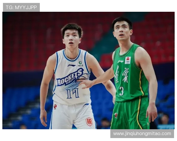 北京队与厂州队的CBA对决精彩纷呈谁将赢得这场篮球盛宴 北京队与厂州队的CBA对决精彩纷呈谁将赢得这场篮球盛宴