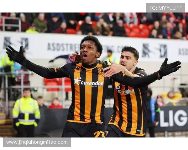 帕奎塔在绿茵场上的闪耀表现引发球迷热议与未来发展潜力的深度分析